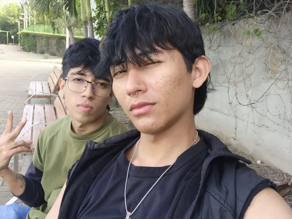 theboys_x 离线XXX聊天