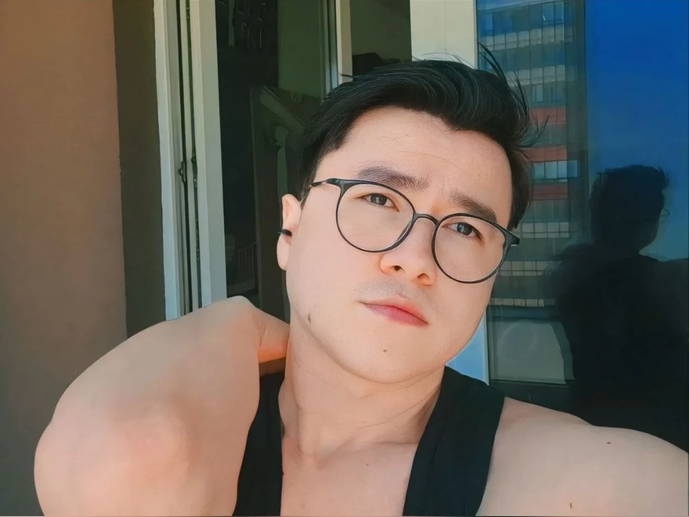 Tenni_00's Offline XXX Chat