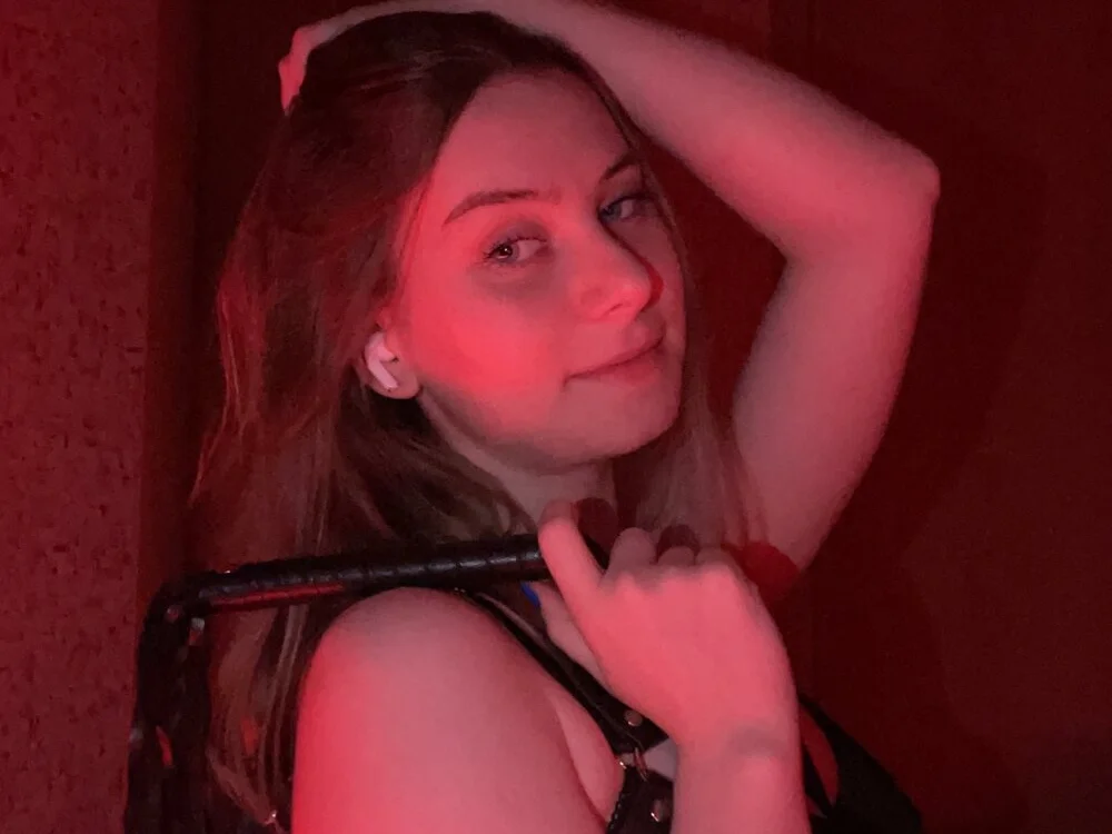 Chatroom XXX hors ligne de MurrrWorren