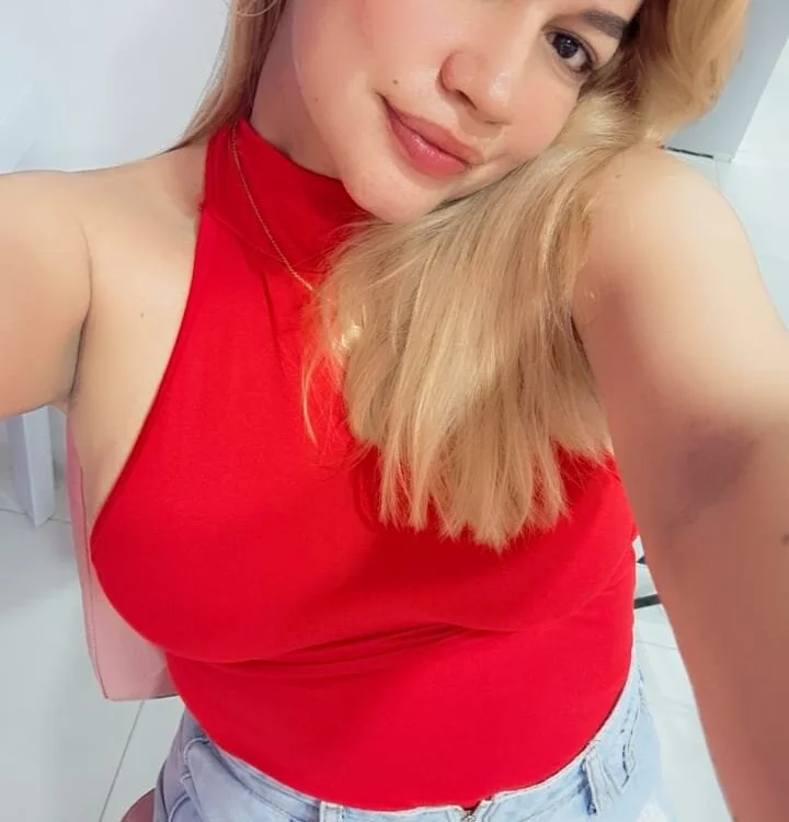 mia_blonde1 offline chatrum