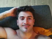 Модель Milf-_-Hunter