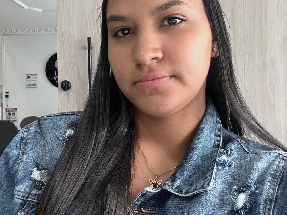 Czat XXX offline – bellawild_