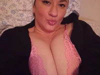Tigra82 live cam model