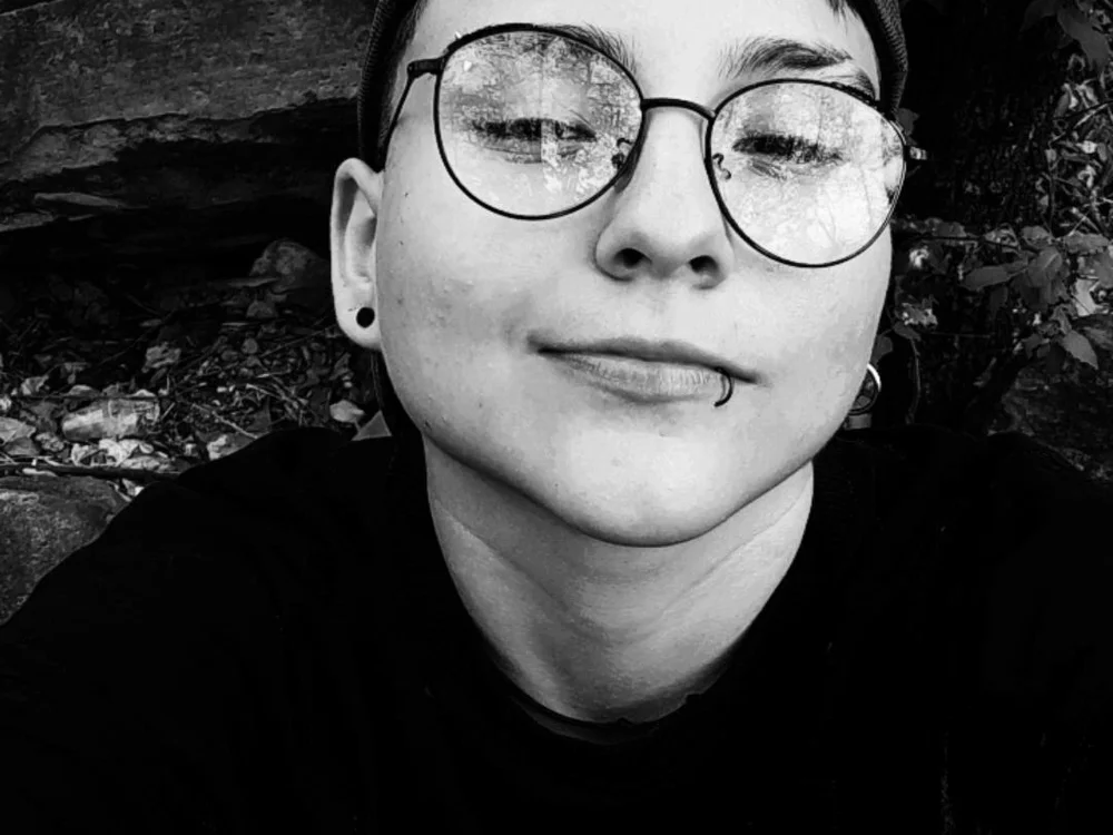 Black_Moon0n Offline XXX chat