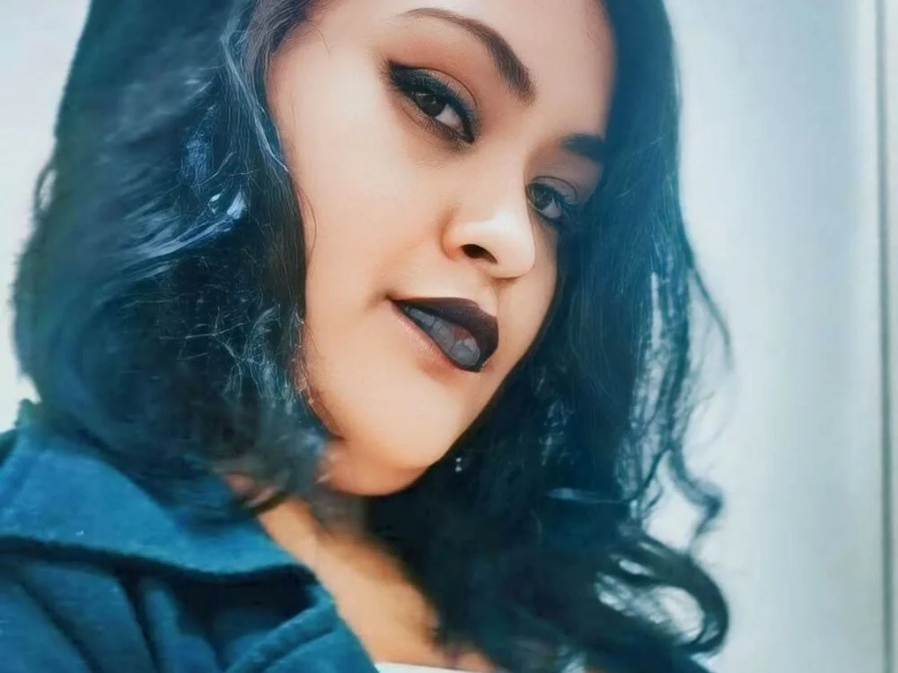 lilibetth Offline XXX-chat