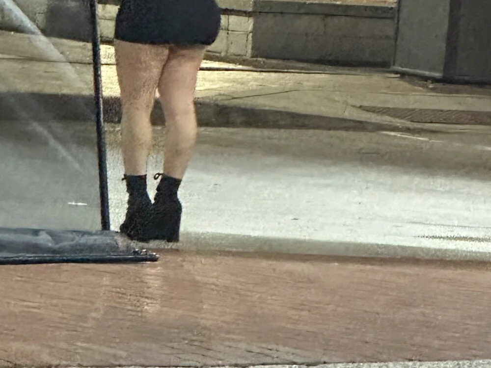 TrixiTessa's Offline XXX Chat