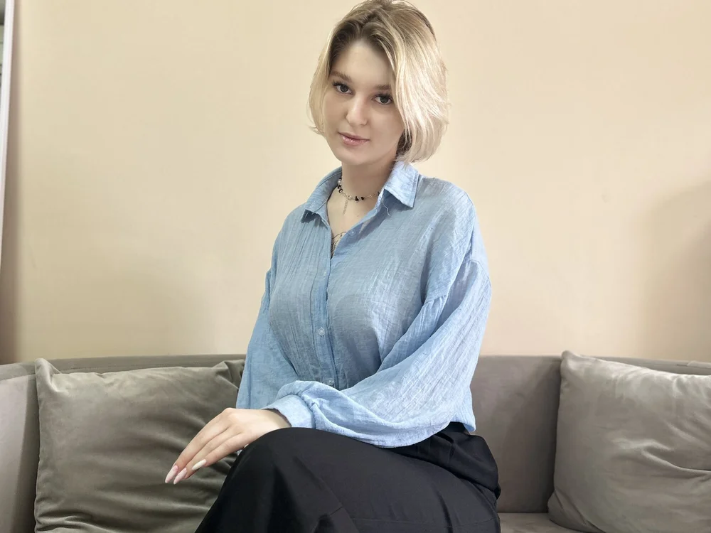 CatherineCoul's Offline Chat Room