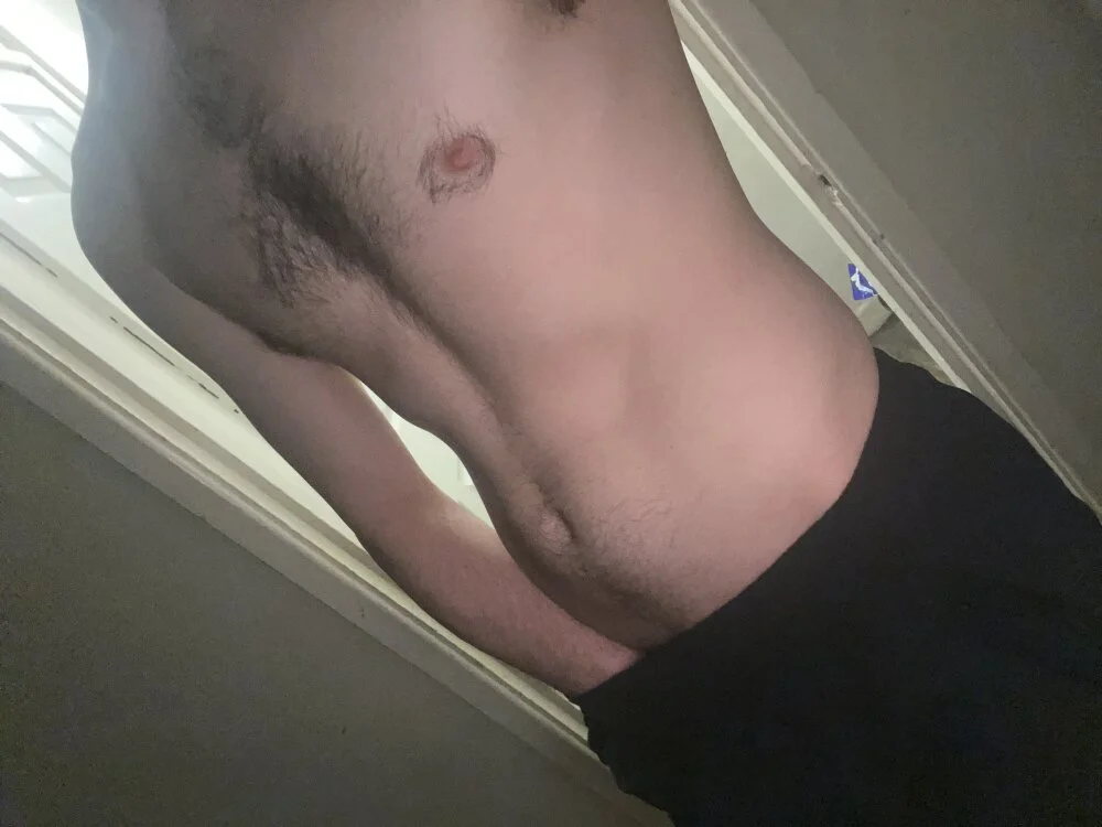 ukhungstud26's Offline XXX Chat