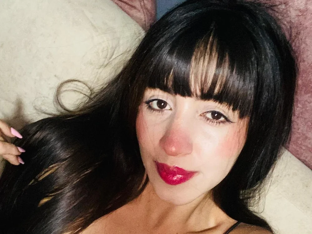 AliceBaez অফলাইন XXX চ্যাট