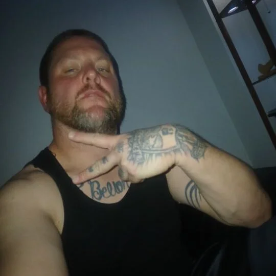 Buddy_Cuck Obrolan XXX Offline