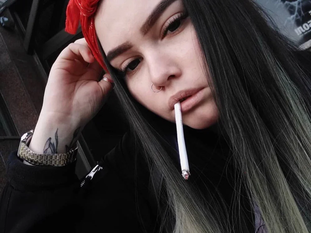 Cute_Tess' Offline XXX Chat