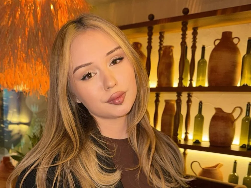 StellaSweetTrouble Chat XXX Ngoại tuyến