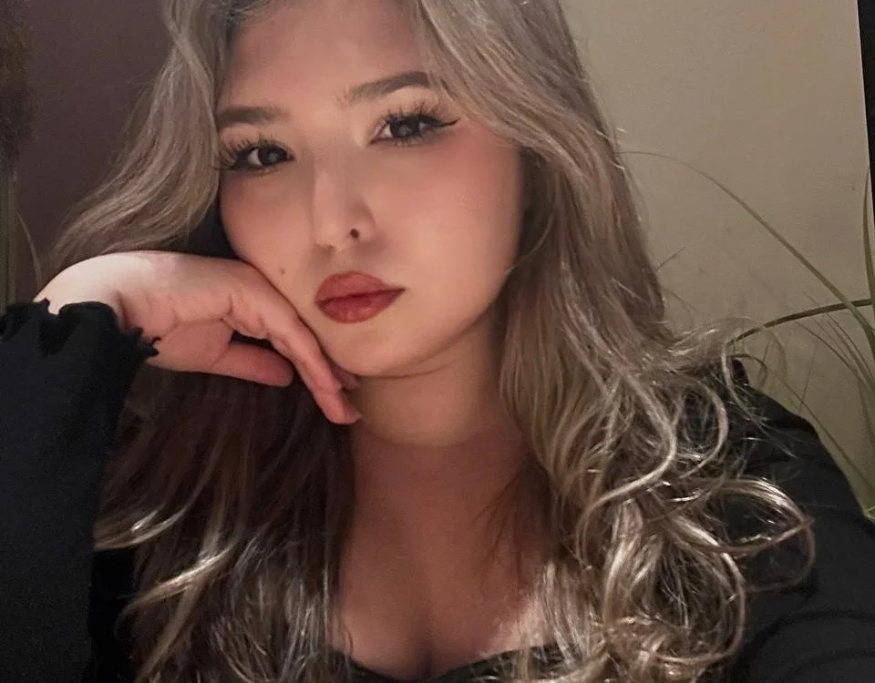 EdithaCharlton's Offline Chat Room