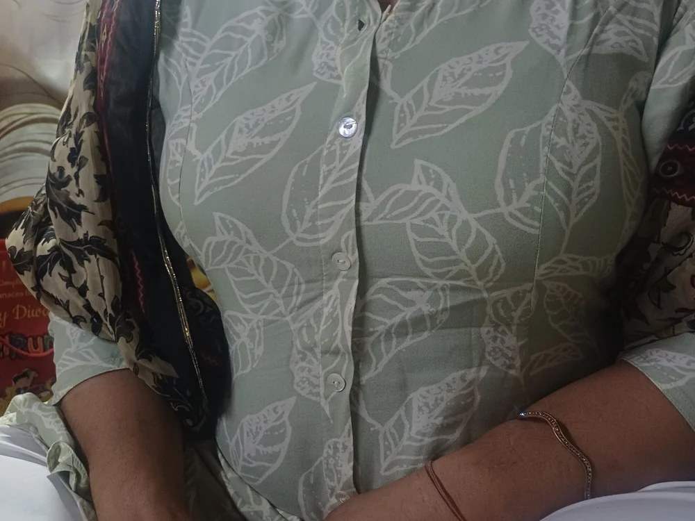 Sweet_Stuff1990 cam model