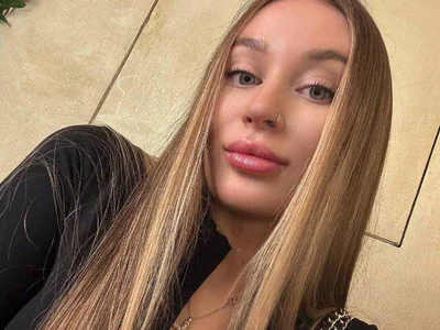 evaforever — live female cam