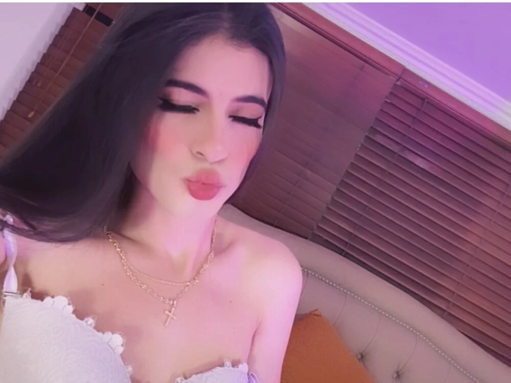 Lucyansex অফলাইন XXX চ্যাট