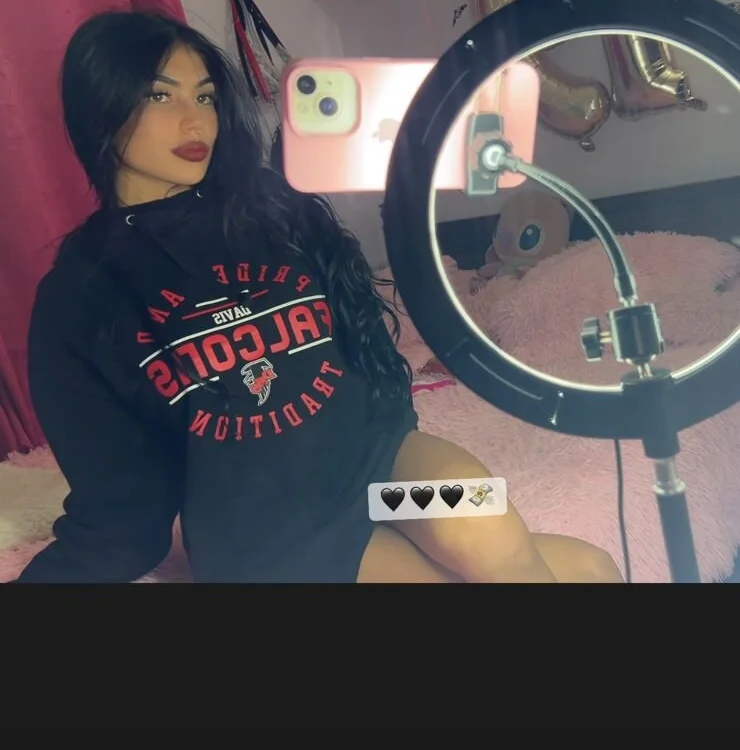 Lolitq_ offline chatrum