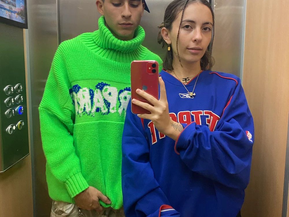 parejahot77 cam model