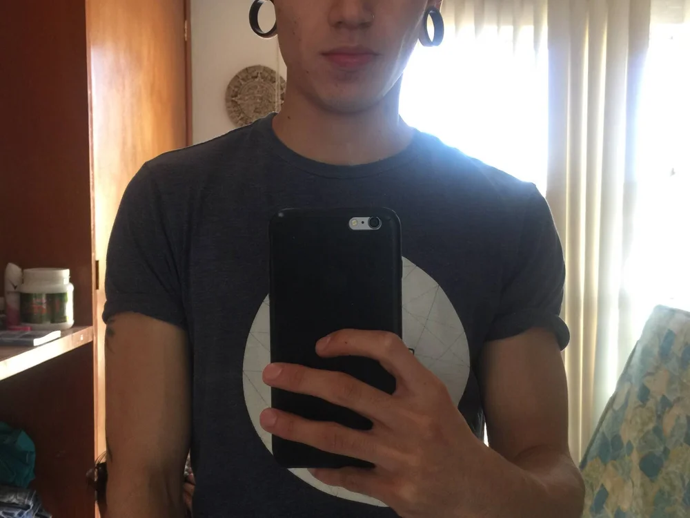 ห้องแชทออฟไลน์ของ Giovanni_Mora