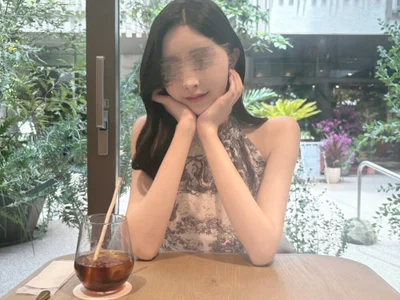 ami_tan Adlı Modelin Çevrimdışı XXX Sohbeti