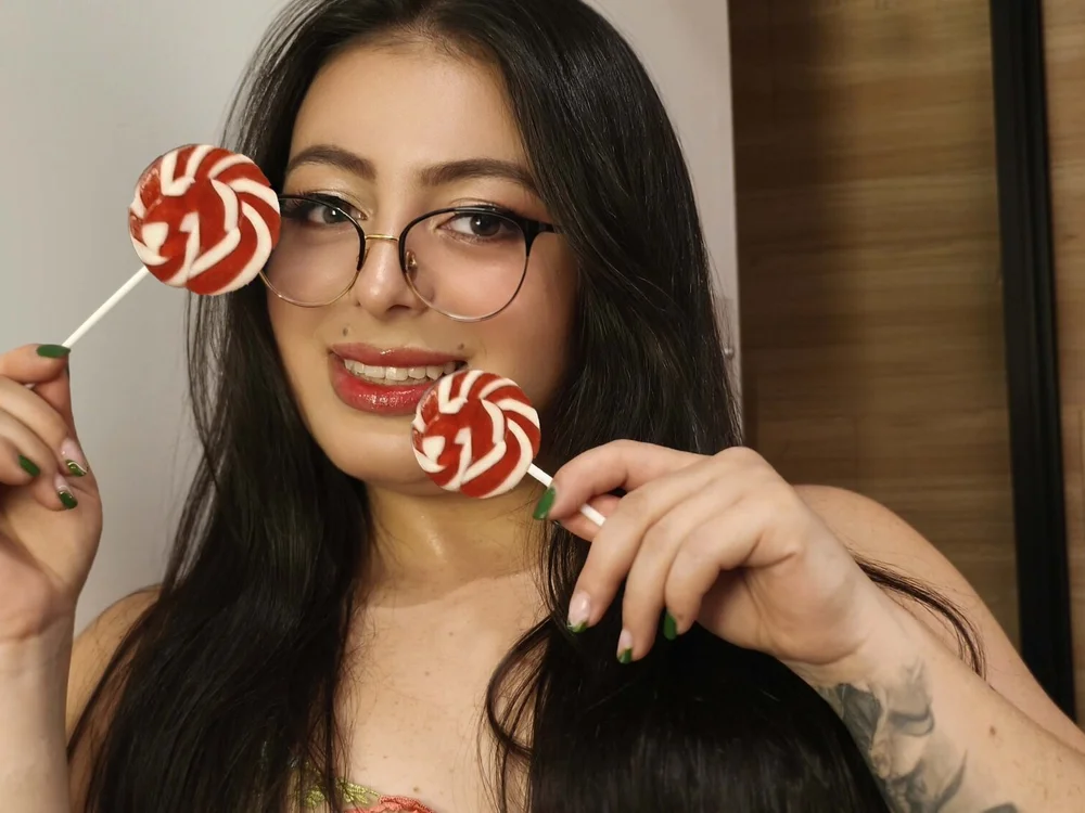 MiaWils_n Offline XXX chat