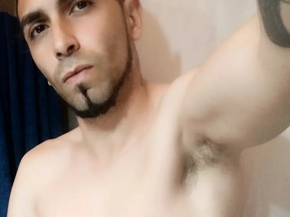 wolf113r Offline XXX Chat