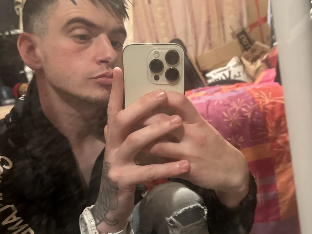 Lor-enzo offline chatrum