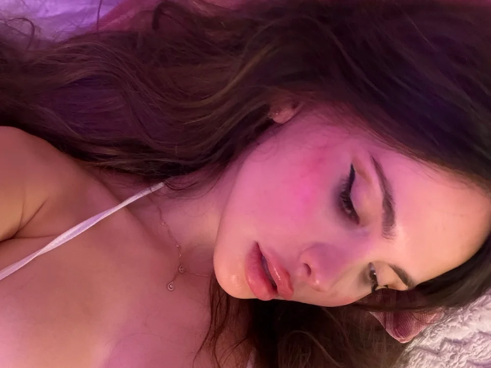 AmberGem Obrolan XXX Offline