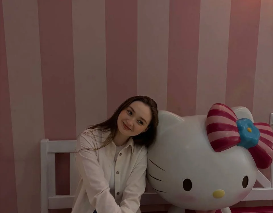 Eliravelvet's Offline XXX Chat