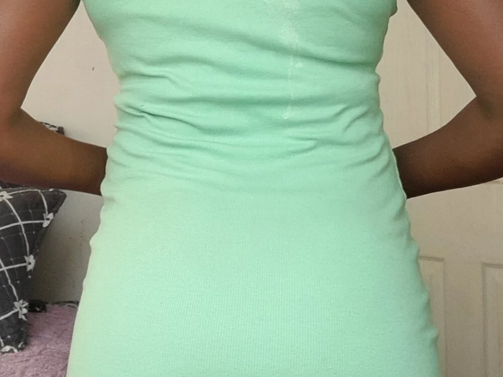 Florah23のオフラインXXXチャット