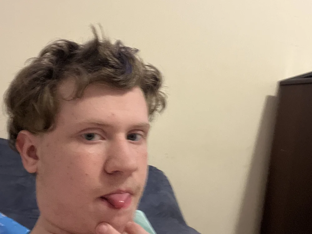 CostlyEntrance's Offline XXX Chat