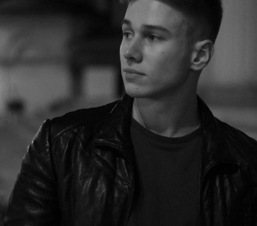 Офлайн-чат XXX Marcus_Finerty