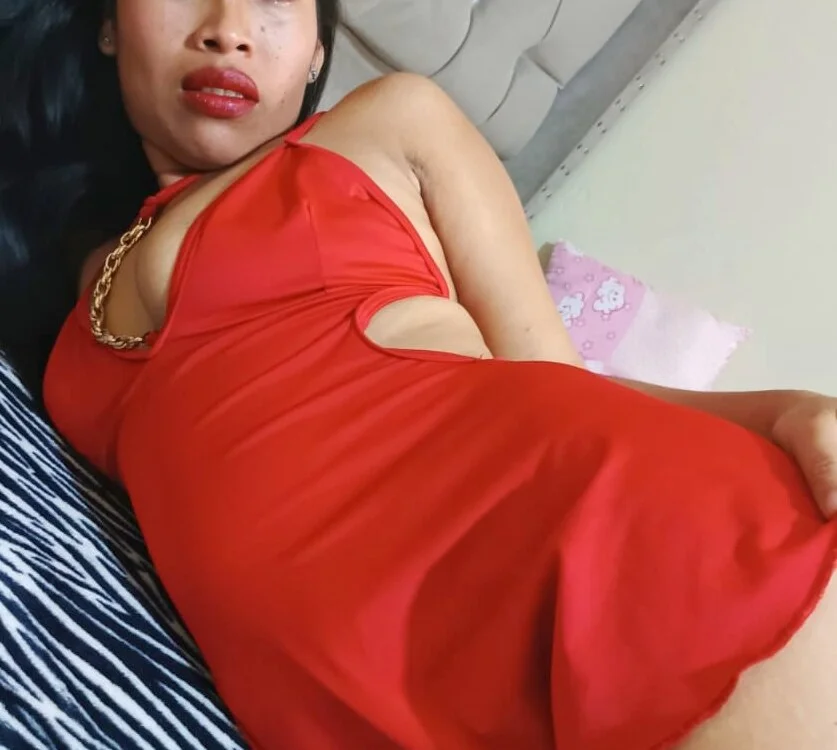 GIGI_WARMI5's Offline XXX Chat