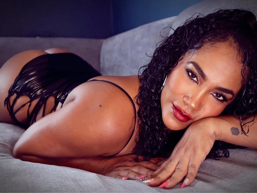 Zaha_Evans Offline XXX-chat