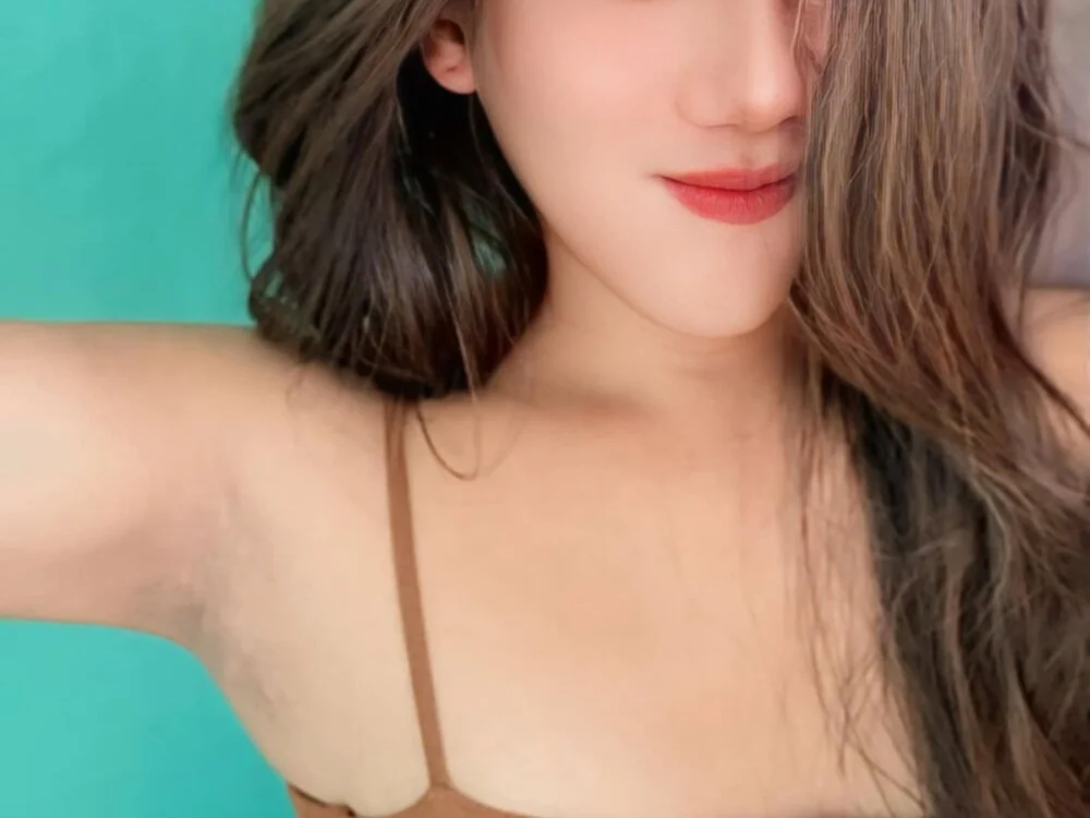 Hottest_devil Obrolan XXX Offline