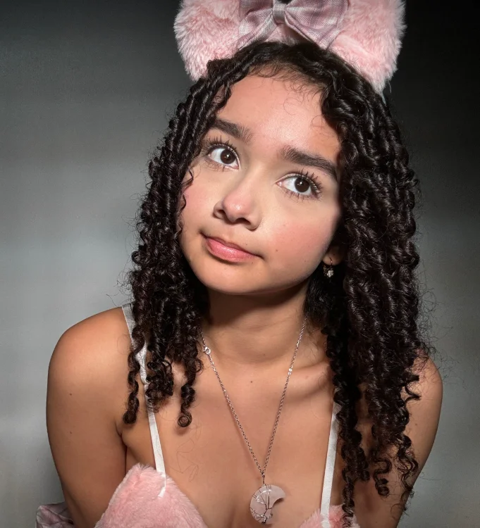 JakeAndLuna's Offline Chat Room