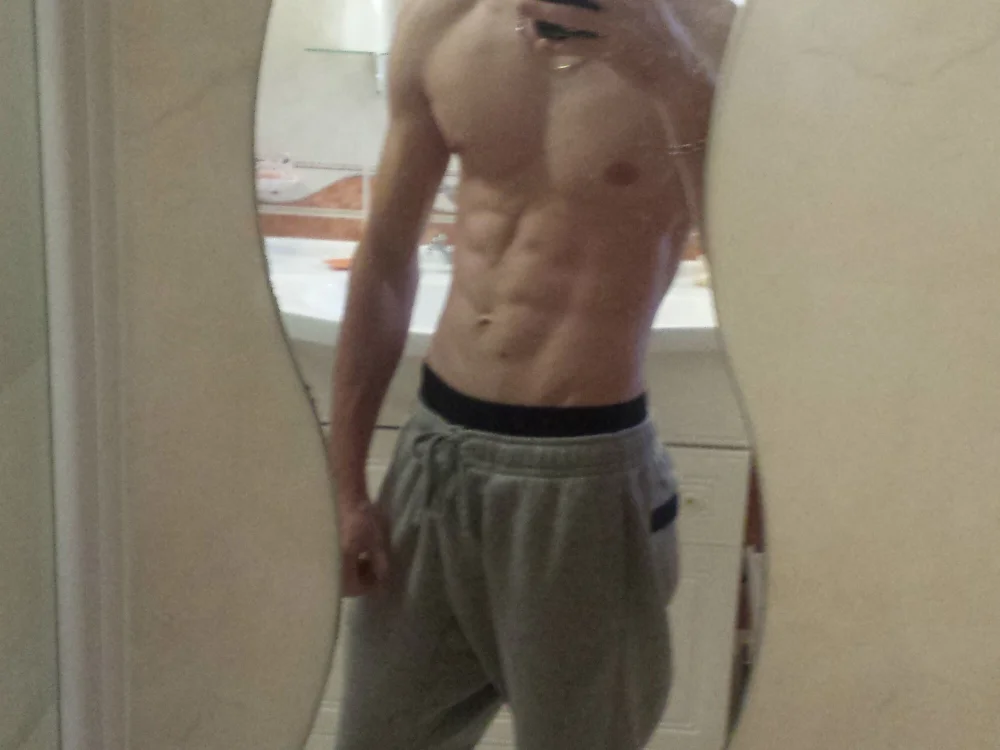 sylarfit's Offline XXX Chat