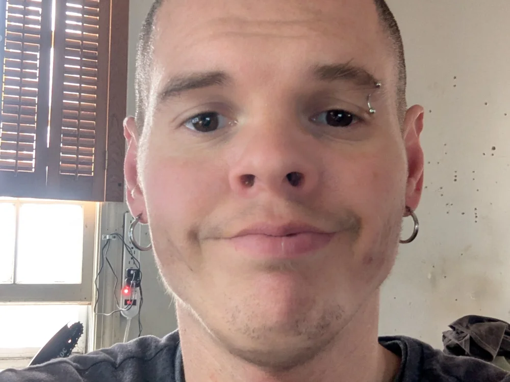 blake1949's Offline Chat Room