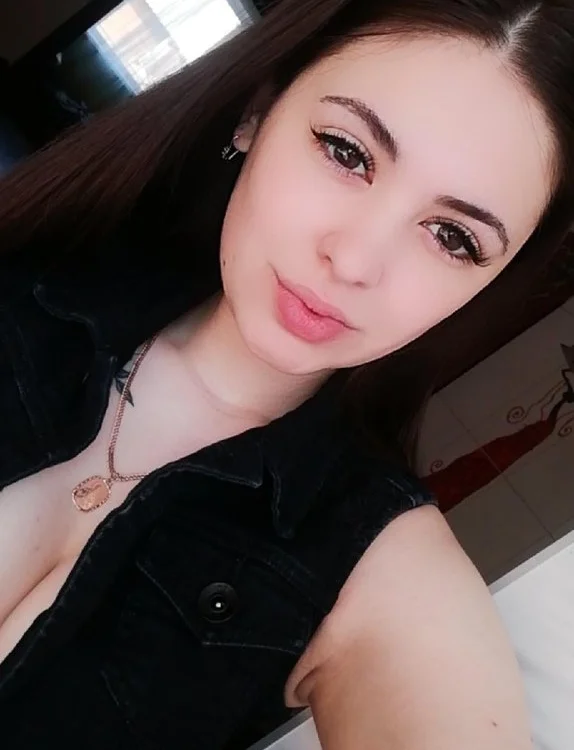 MileyS_'s Offline Chat Room
