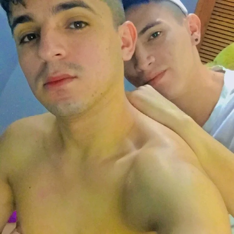 jordan_santiagofx Offline XXX-Chat