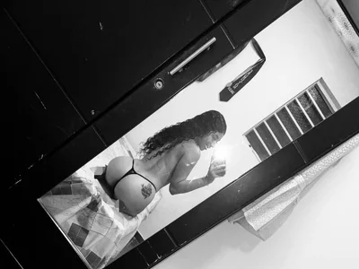 Estrella_fiery Couple Tittyfuck Online Cam Chat