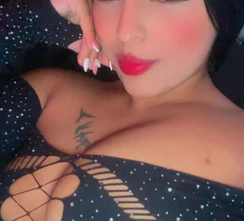 VioletaRum Adlı Modelin Çevrimdışı XXX Sohbeti
