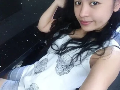 Betty02 Female Blackhairyoung Online Cam Striptease