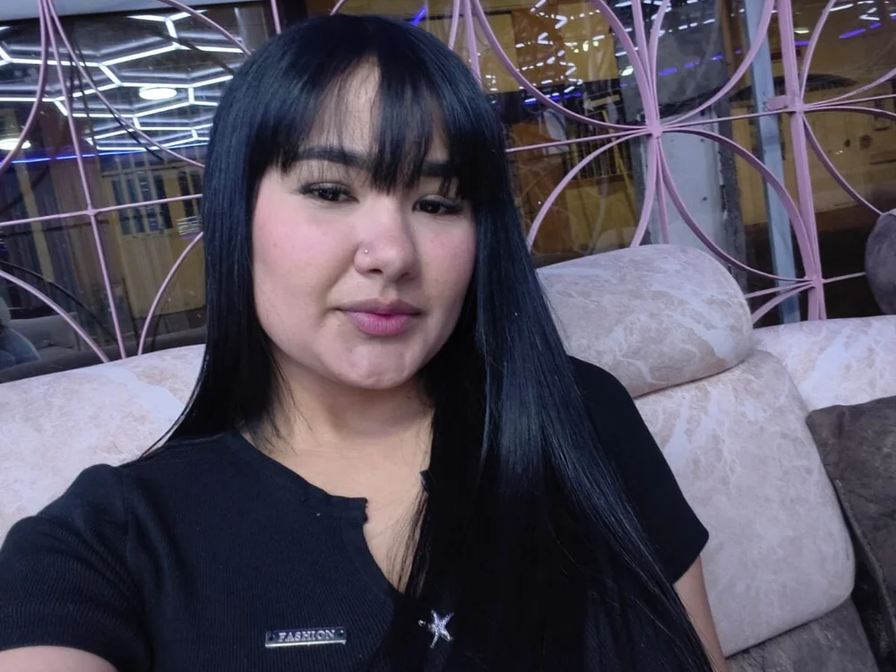 camilas99's Offline XXX Chat