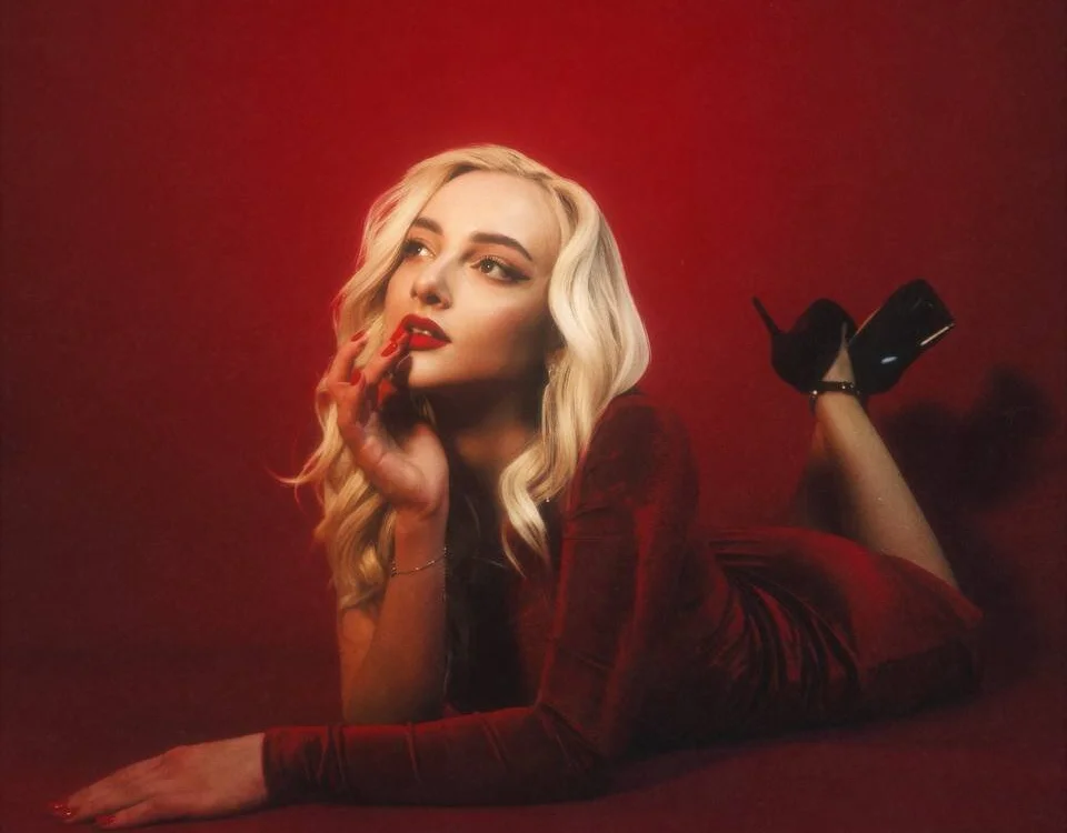 CarolMoor Chat XXX offline