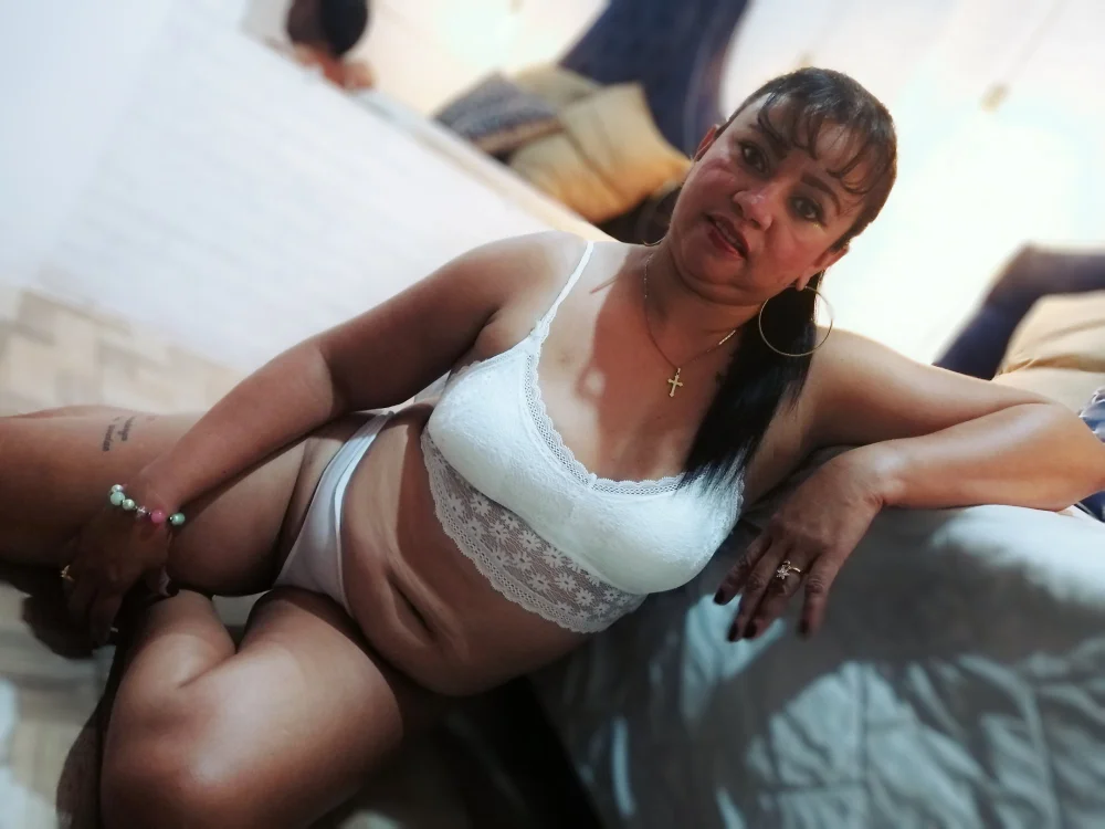 Emma_Star_'s Offline XXX Chat