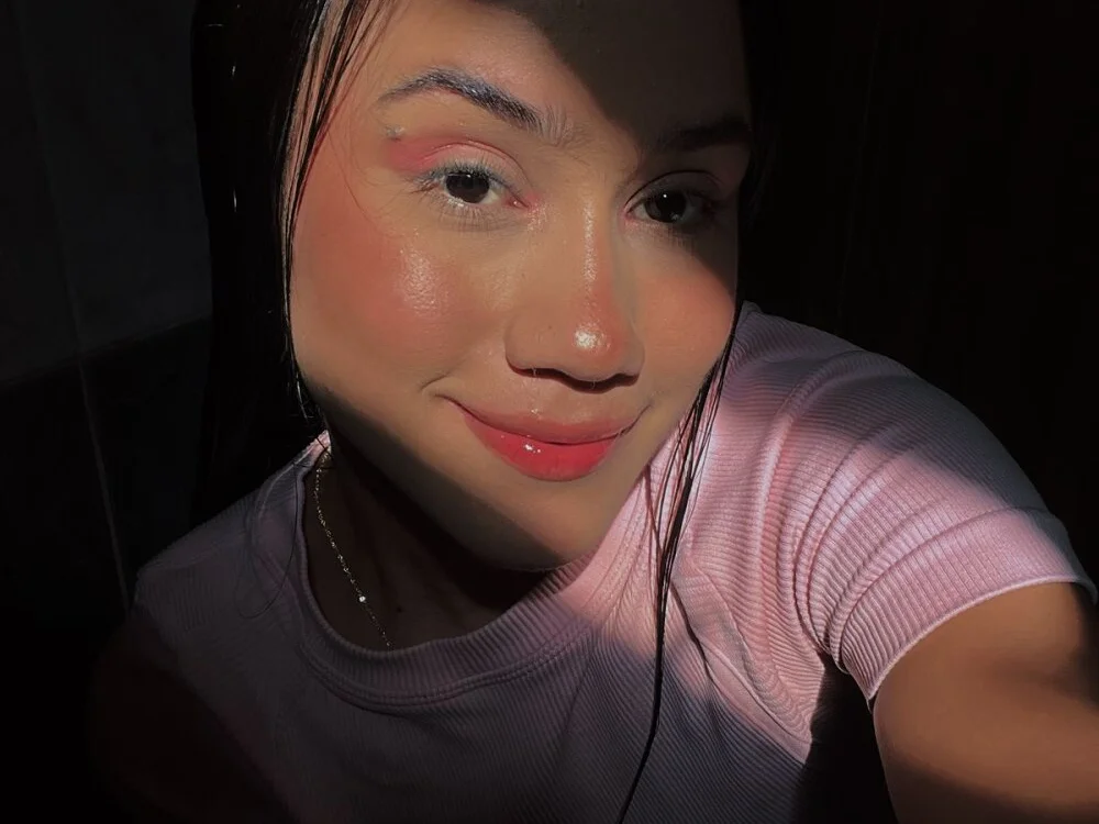 lizzy_kane offline XXX-chat