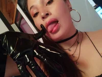 nathy_28latex Chat XXX in diretta