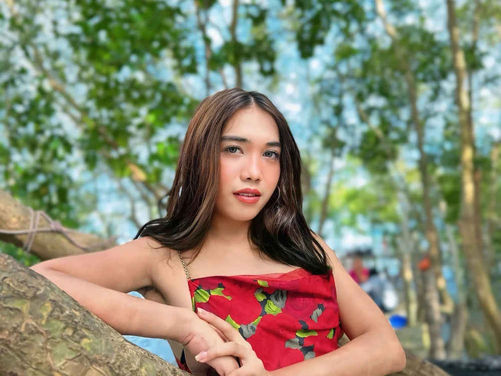 MissHOT_k Obrolan XXX Offline