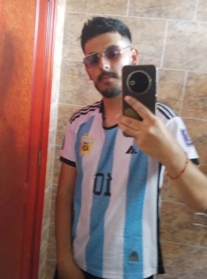 Mateotubbe 離線 XXX 聊天